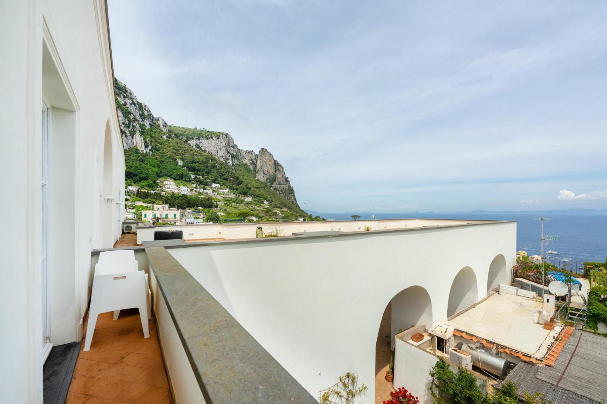 Suite Palazzo Capri - Seaview Eksteriør bilde